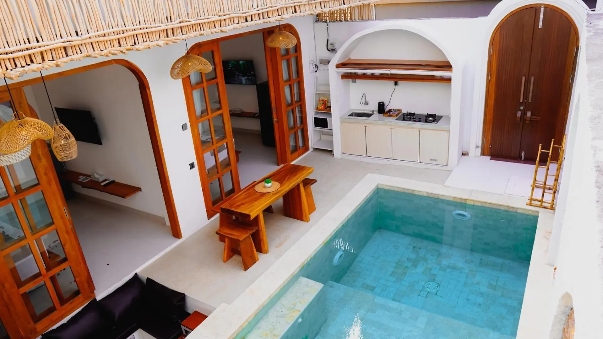 La Rylin Villa Kuta Lombok
