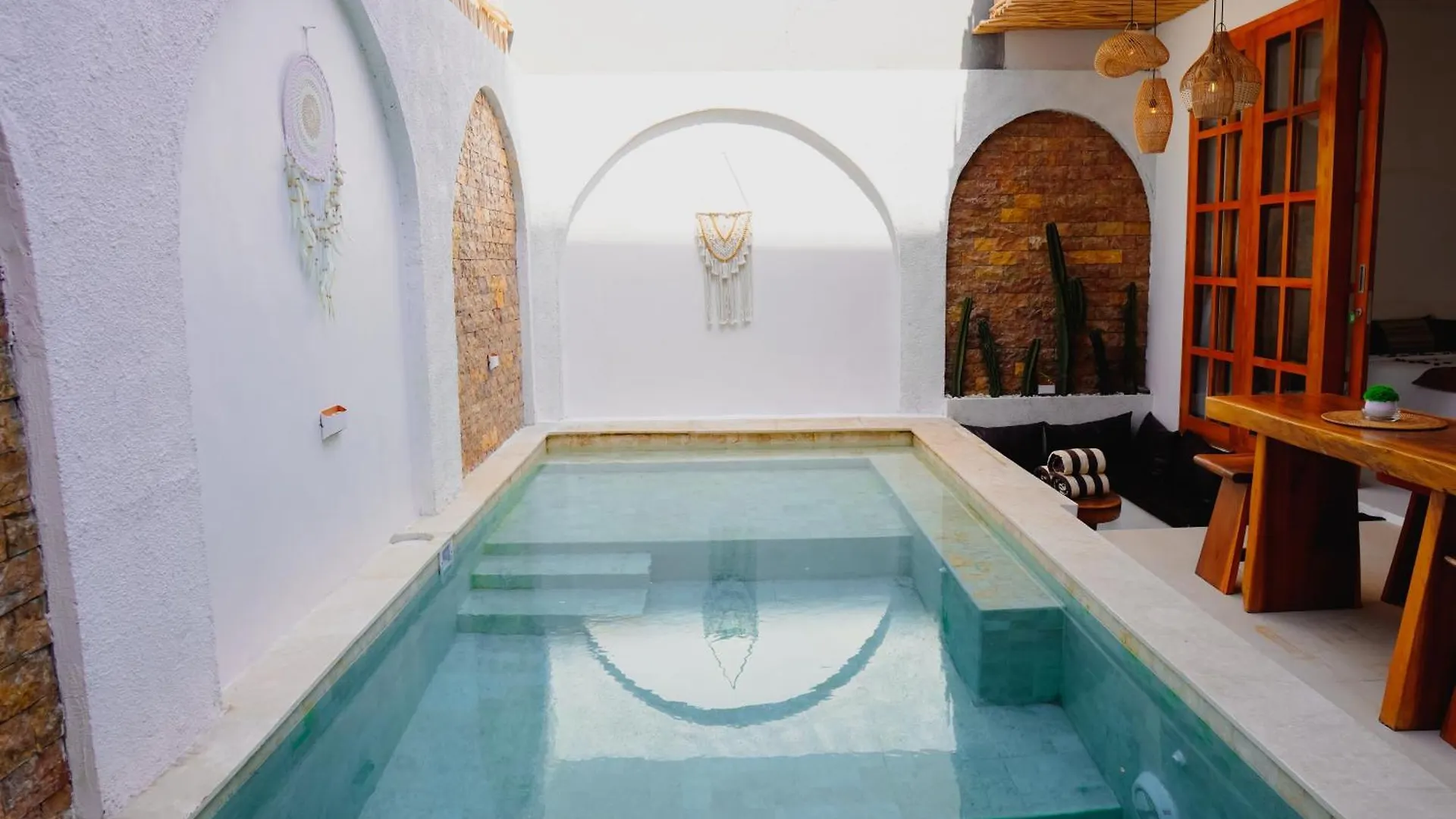 La Rylin Villa Kuta Lombok 0*,  Indonésie